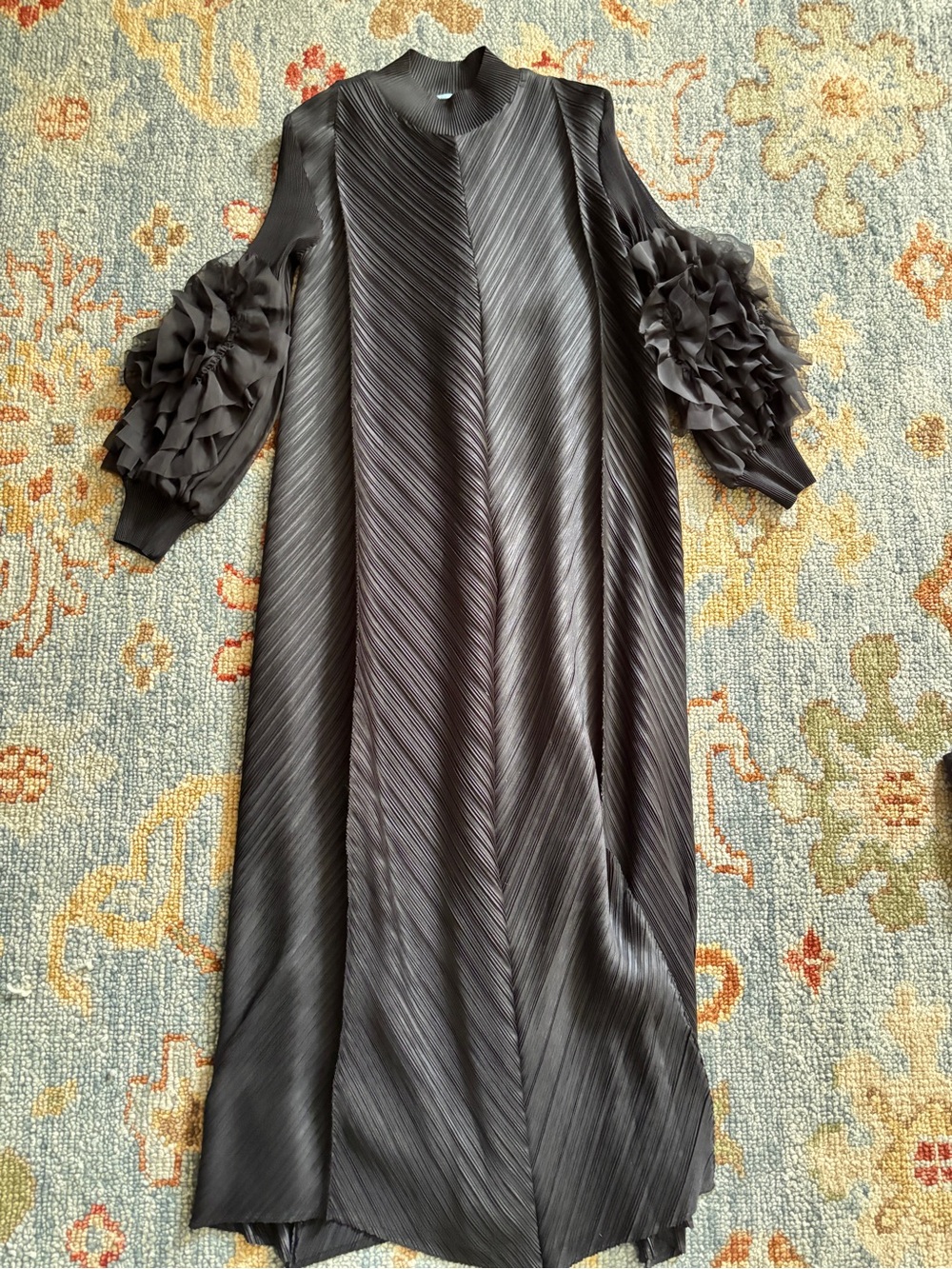 Elegant Black Long Sleeve Ruffle-Sleeve Dress /Kaftan - Picture 3 of 4